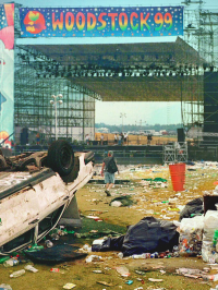 Chaos d'anthologie : Woodstock 99 Saison 1 en streaming français